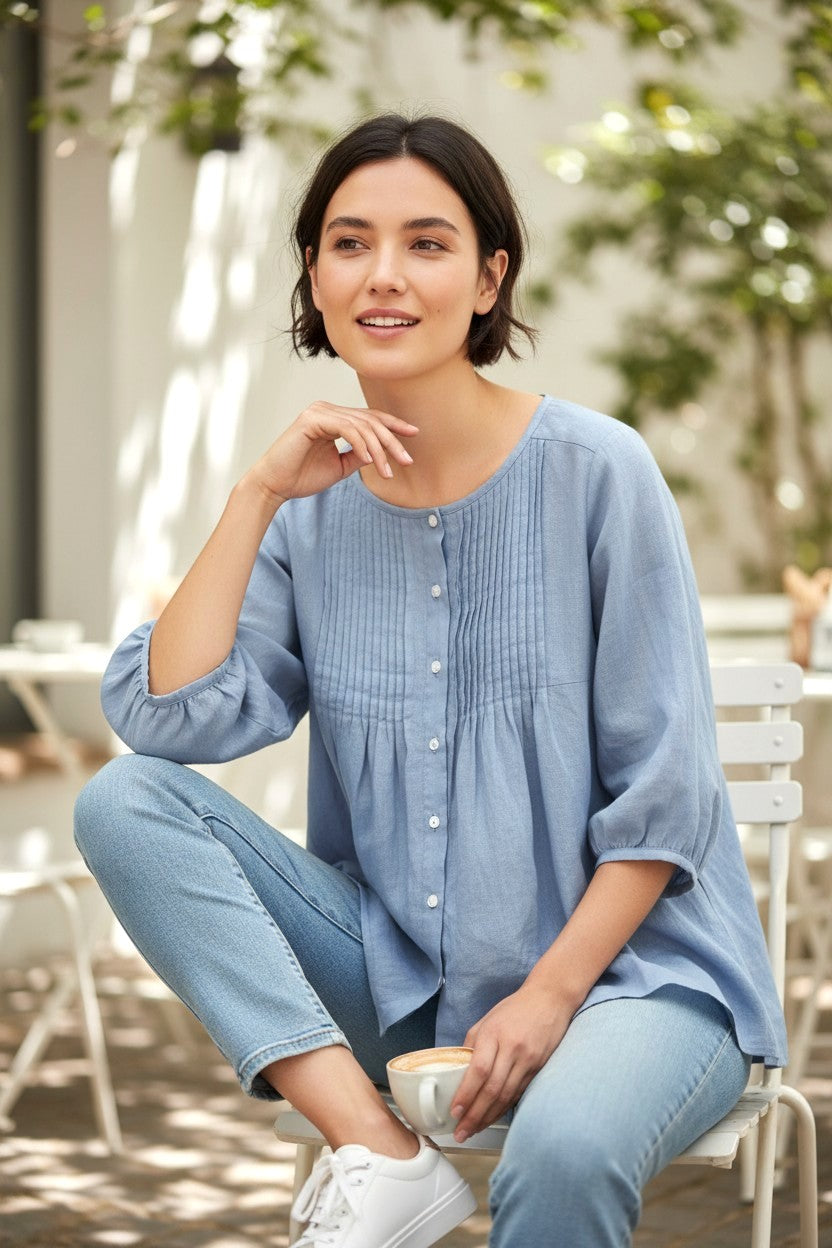 The Azure Breeze: Handgefertigte Premium Leinen Pin-Tuck A-Linien-Bluse
