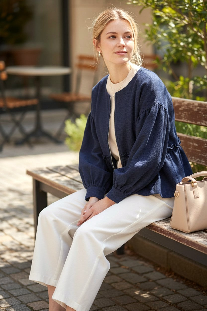 The Refined Denim: Handgefertigte 10-Unzen Soft Denim Peplum Jacke