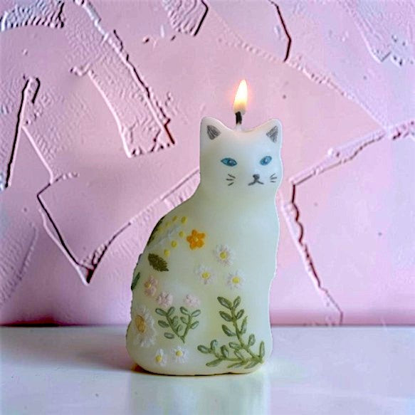 The Hand-Painted Botanical Kawaii "Maneki-Neko" Fortune Cat Candle